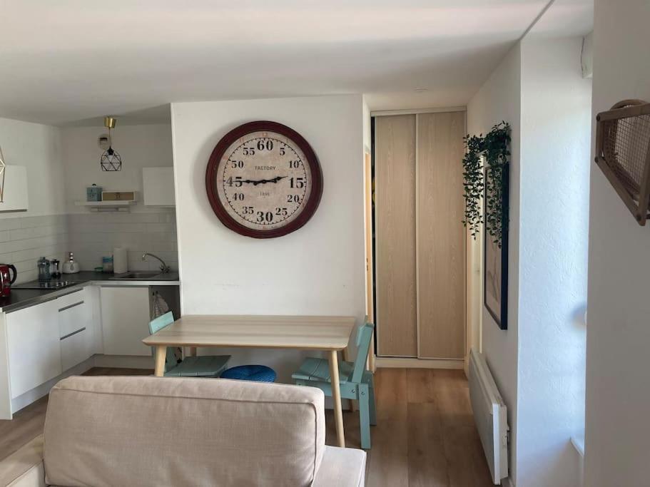 Appartement 1 Chambre Proximite Port De Commerce Et Gare Sncf Brest Exterior photo